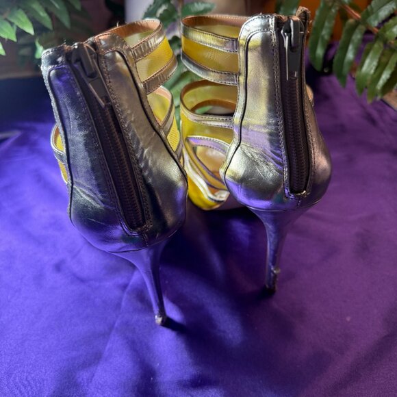 📌Scene Silver Yellow 4.5" High Heel Sandals with Ankle Straps and Zipper - Picture 5 of 15